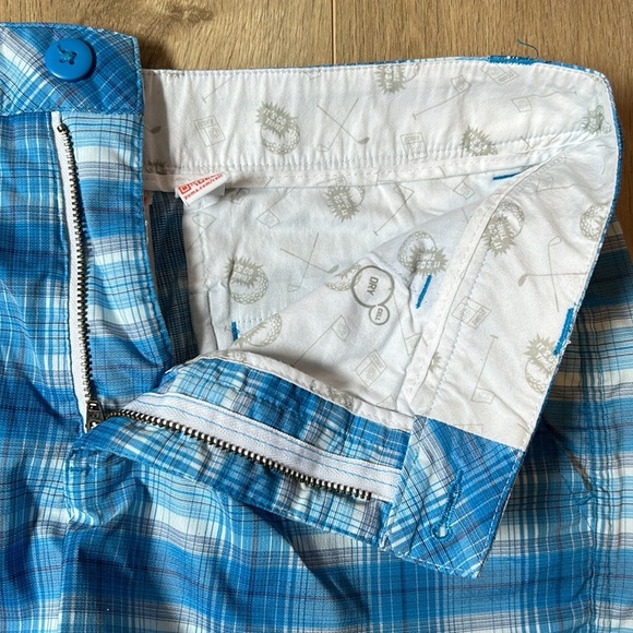 Men’s Puma Golf Shorts - Picture 2 of 3